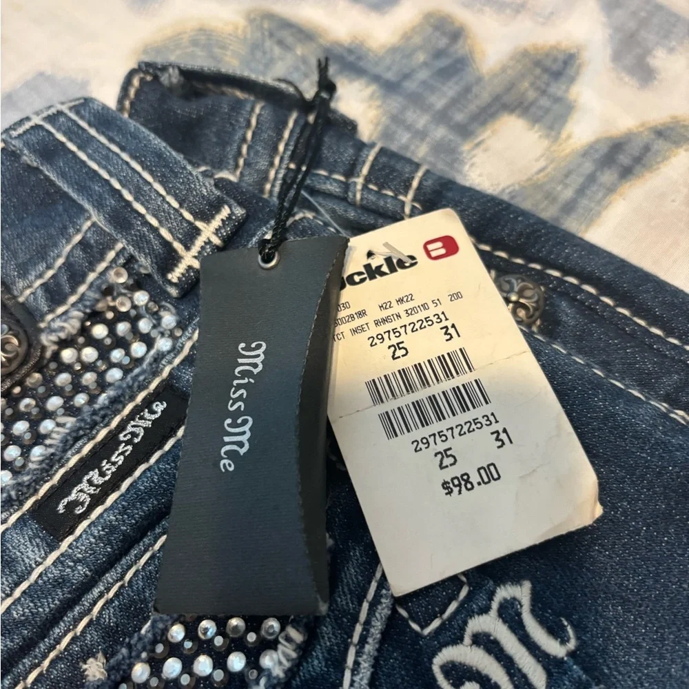 NWTO Miss Me Dark Blue Distressed Women's Bootcut Jeans 25x31 - Picture 2 of 3